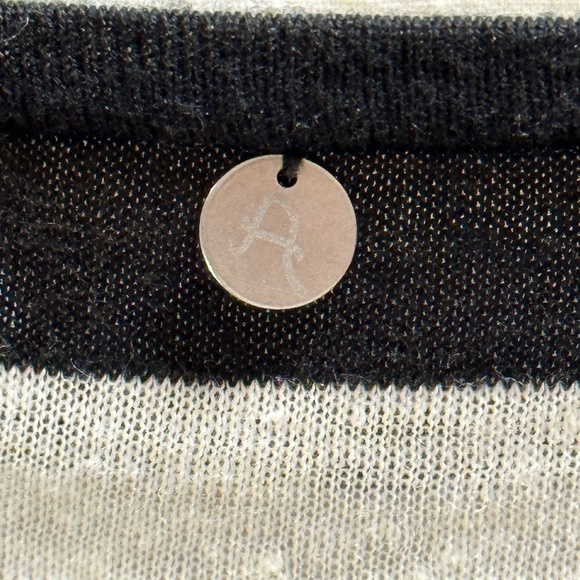 Alice & Olivia AIR Slub Linen Striped Crop Top - Picture 3 of 6